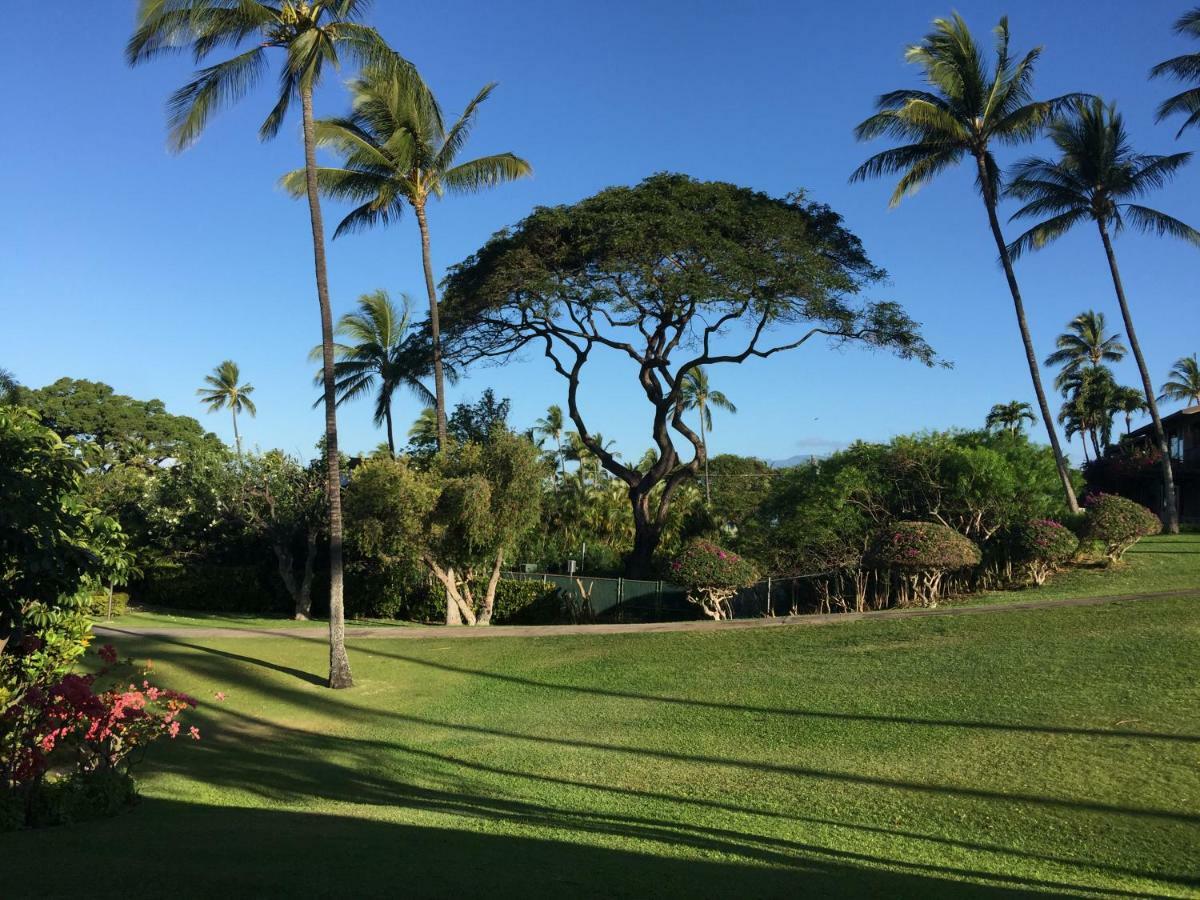 9B Ekahi Village-Studio Bath, Garden View - 1 Minute Stroll To Beach! Wailea  Extérieur photo